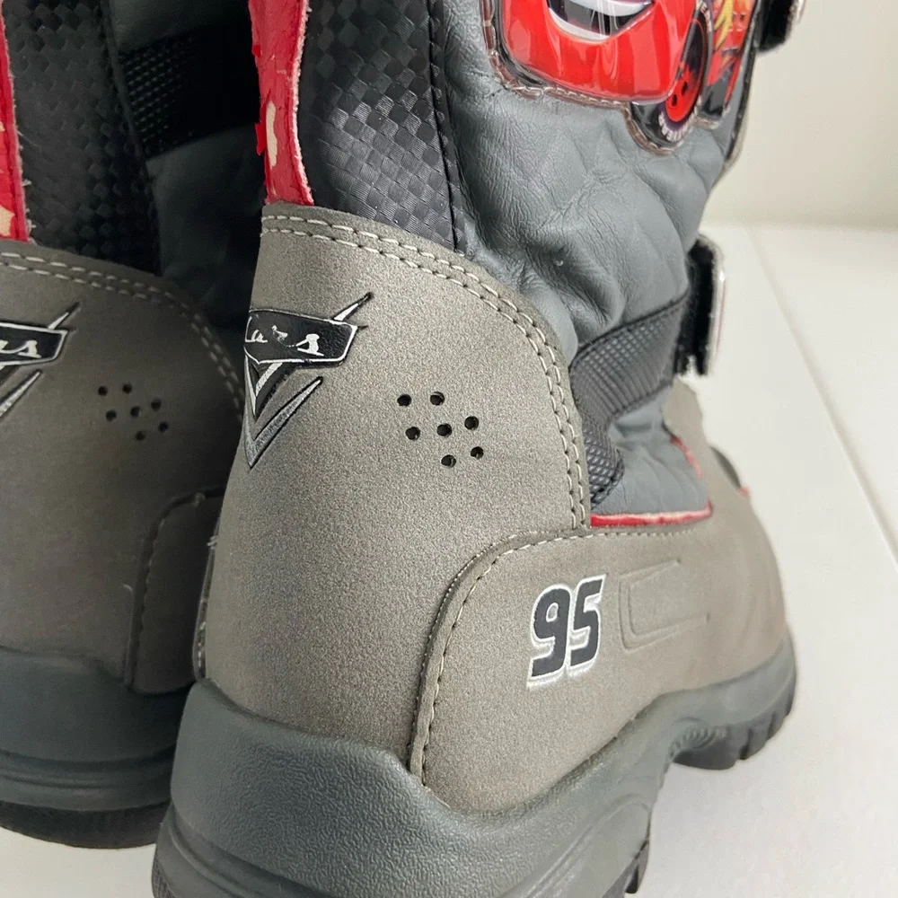 Cars Boy’s lightning McQueen insulated Velcro snow boots size‎ 3